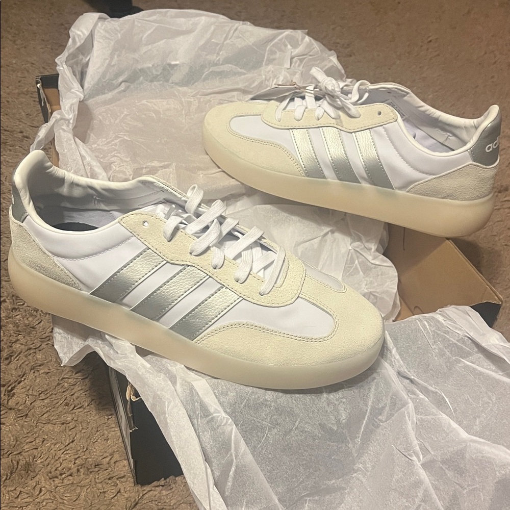Adidas Barreda Decode – Cloud White / Matte Silver – Women’s size 11 BRAND NEW